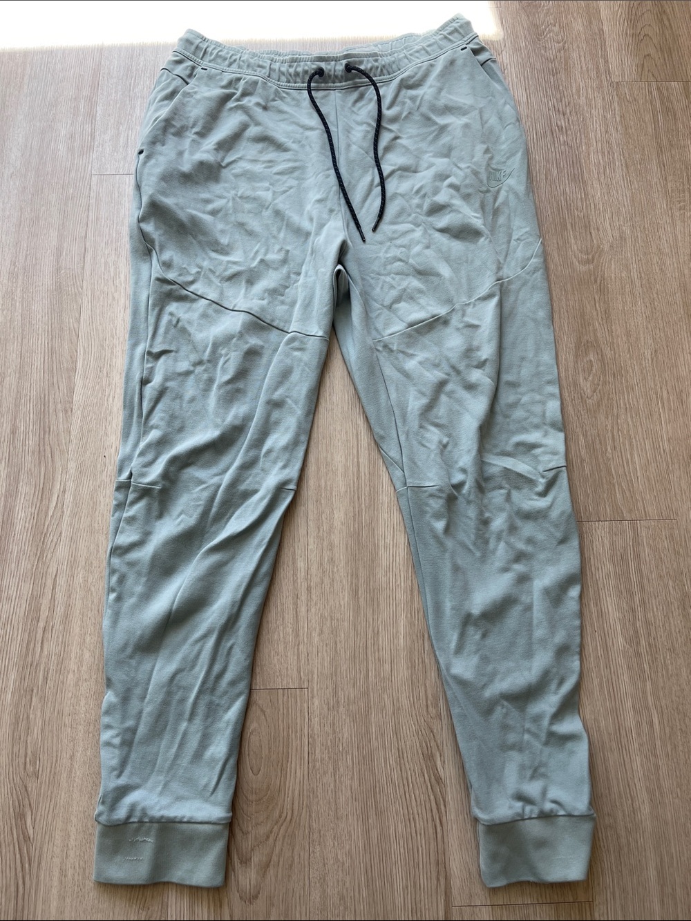 Nike Men's Sage Green Drawstring Joggers